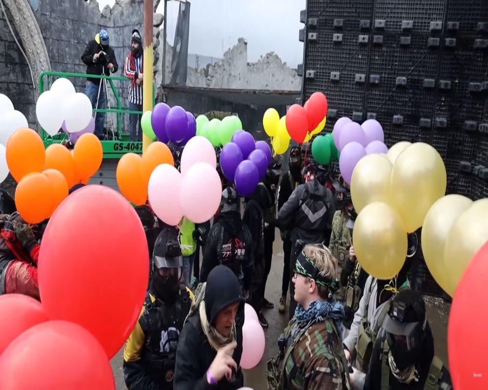VIDEO: Apex Legends sponsoroi huikean videon - 200,000 dollarin oikean elämän Battle Royale