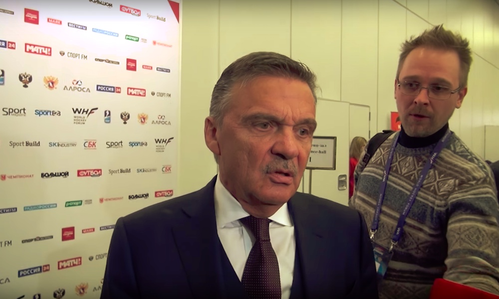 IIHF-pomo Rene Fasel myönsi videojärjestelmän huonouden Suomessa pelatuissa naisten MM-kisoissa ja se saattoi viedä Naisleijonilta historian ensimmäisen mestaruuden.