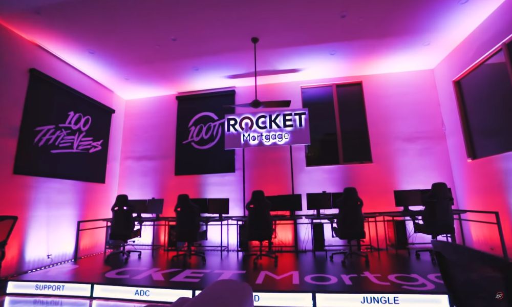 VIDEO: Onko tässä esportsin hienoin pelitalo?