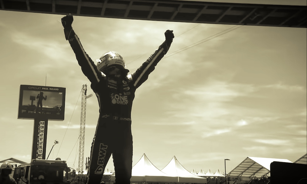 Anthoine Hubert menehtyi järkyttävässä F2-kolarissa, Belgian Span radalla.