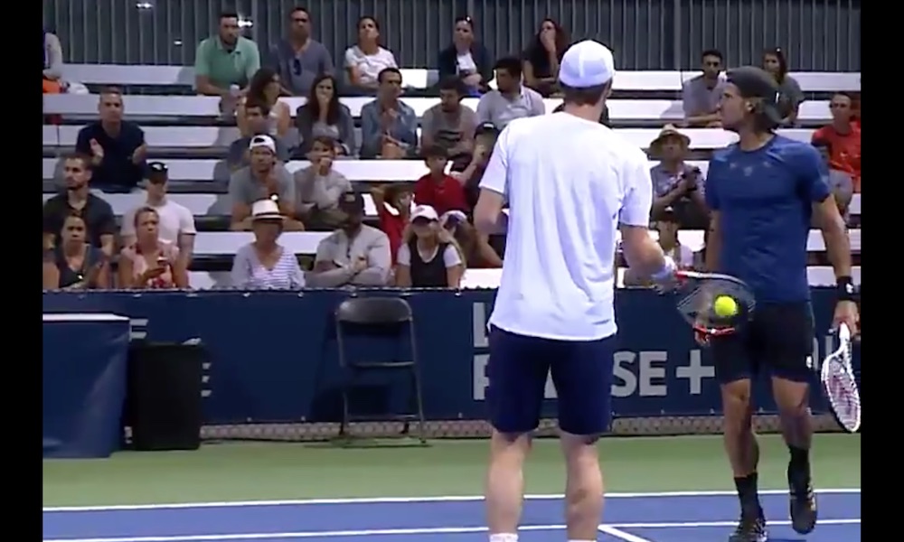 Skotlantilaisen Andy Murrayn nelinpelikaverilta nolo moka - johti vastapuolen syötönmurtoon ATP-turnauksessa Montrealissa.